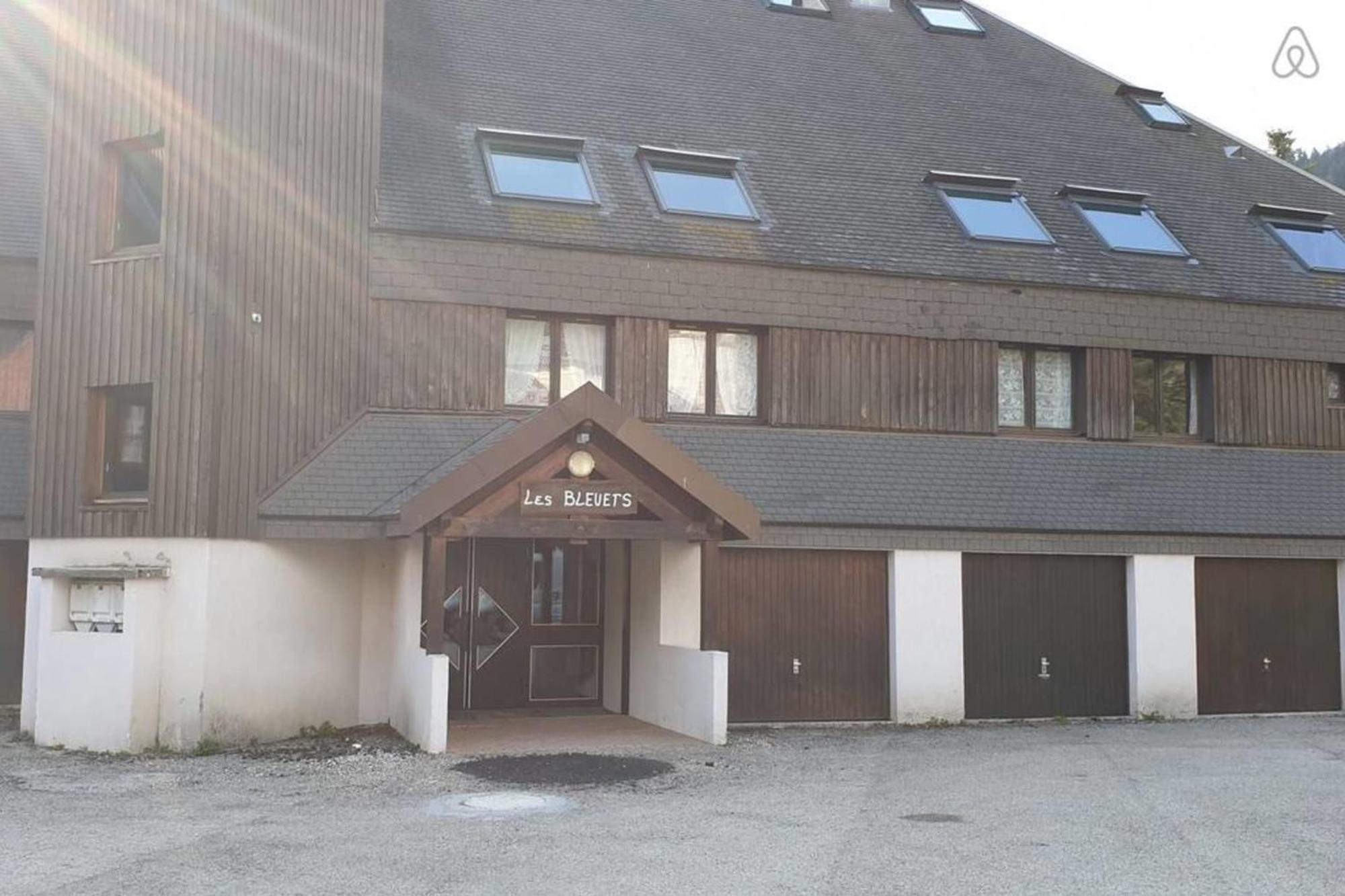 Duplex Lumineux Et Spacieux En Plein Centre Bourg サン・ピエール・ド・シャルトルーズ エクステリア 写真