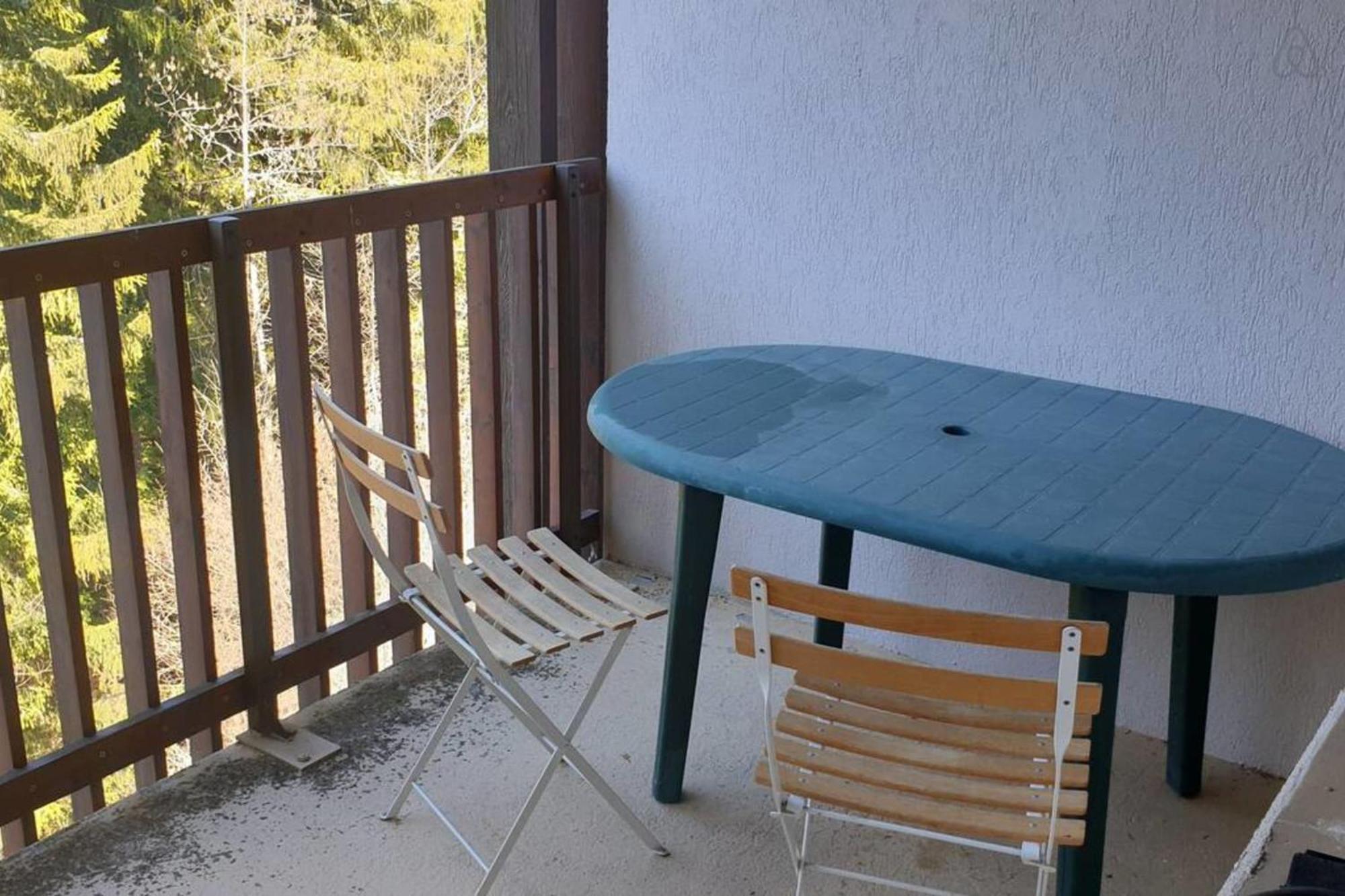 Duplex Lumineux Et Spacieux En Plein Centre Bourg サン・ピエール・ド・シャルトルーズ エクステリア 写真